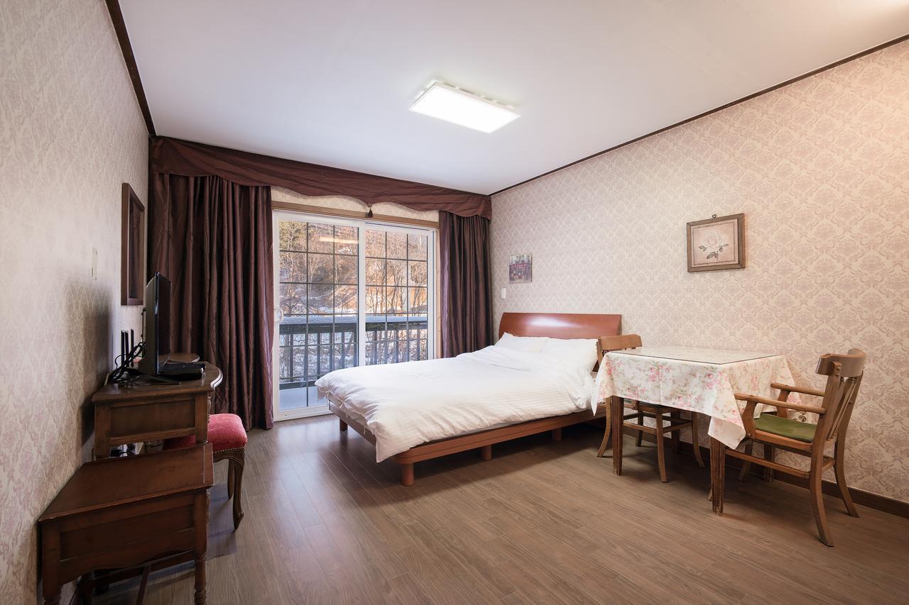 Mayfare Narsha Pyeongchang Villa Екстериор снимка