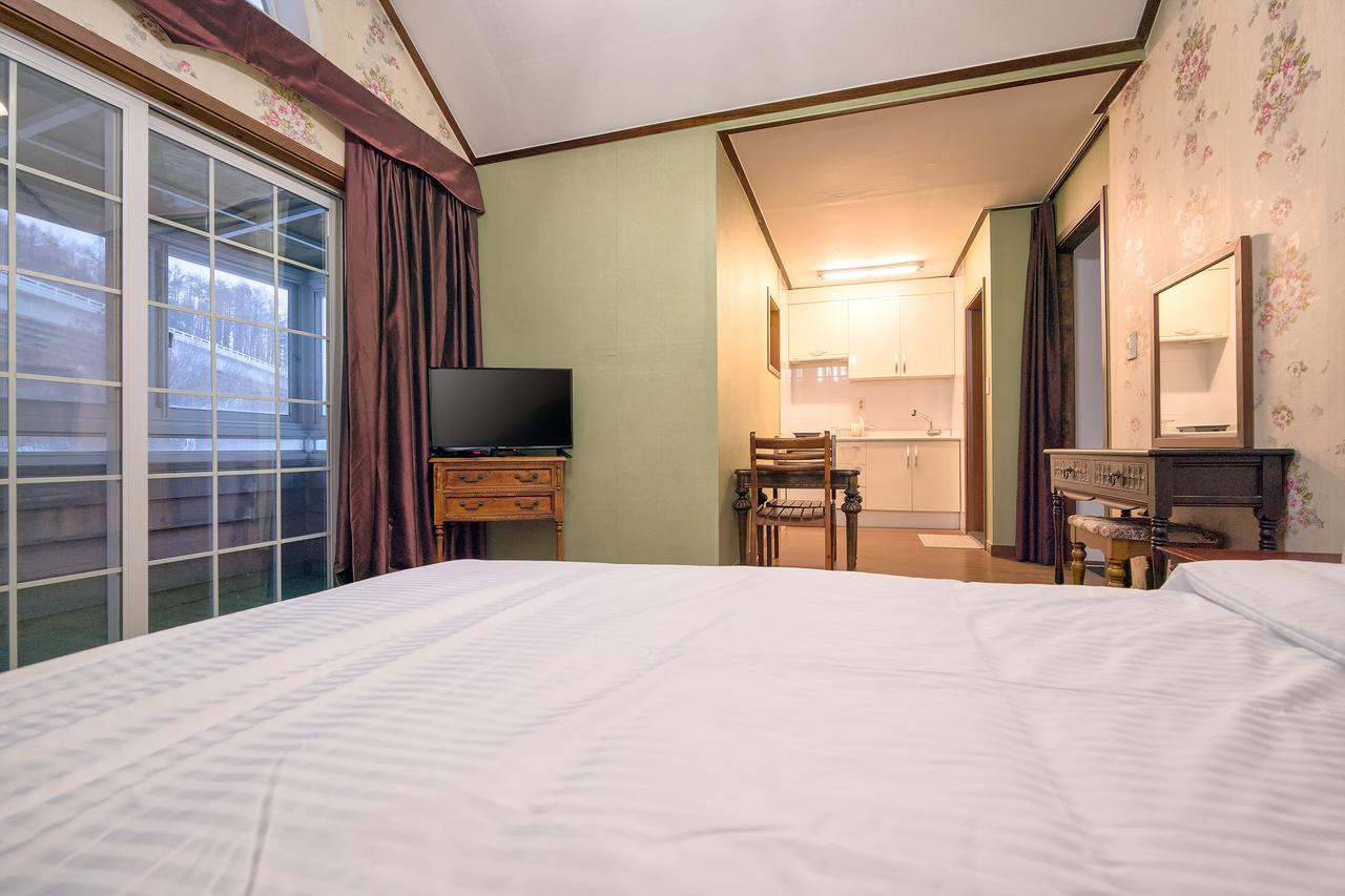 Mayfare Narsha Pyeongchang Villa Екстериор снимка